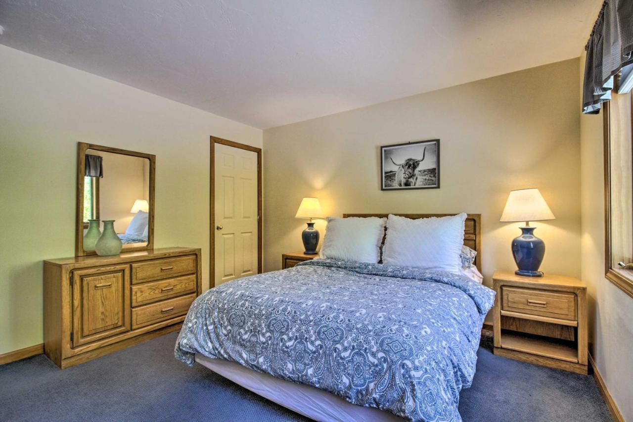 Timber Creek Townhome With 2 Decks And Mtn Views! Уэст-Довер Экстерьер фото